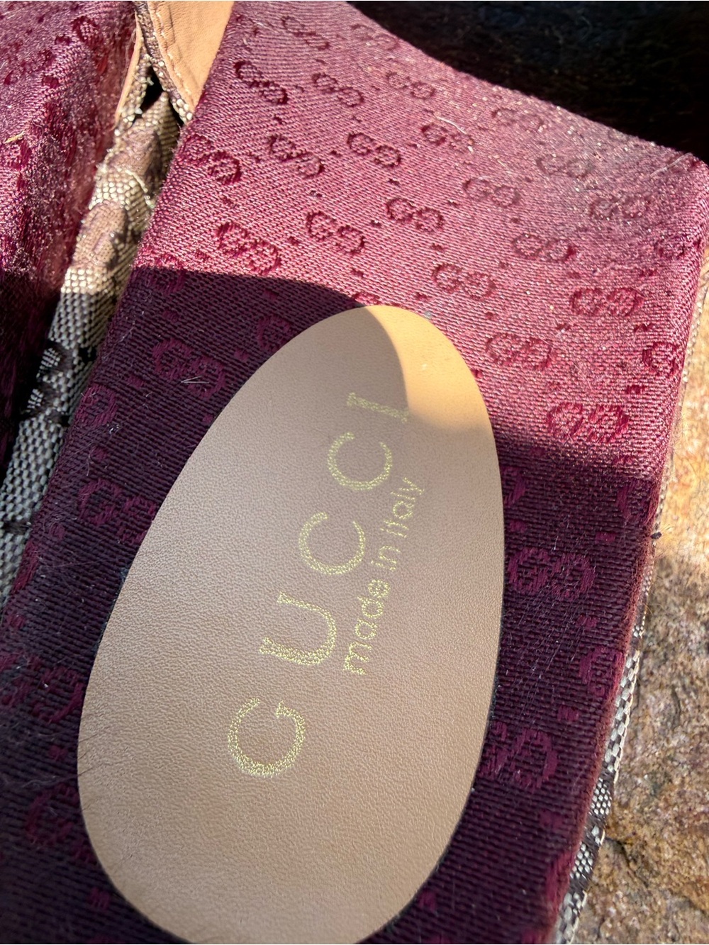 Vintage epic GUCCI unisex GG Monogram Slide Sandals with Burgundy Insole - Picture 5 of 11